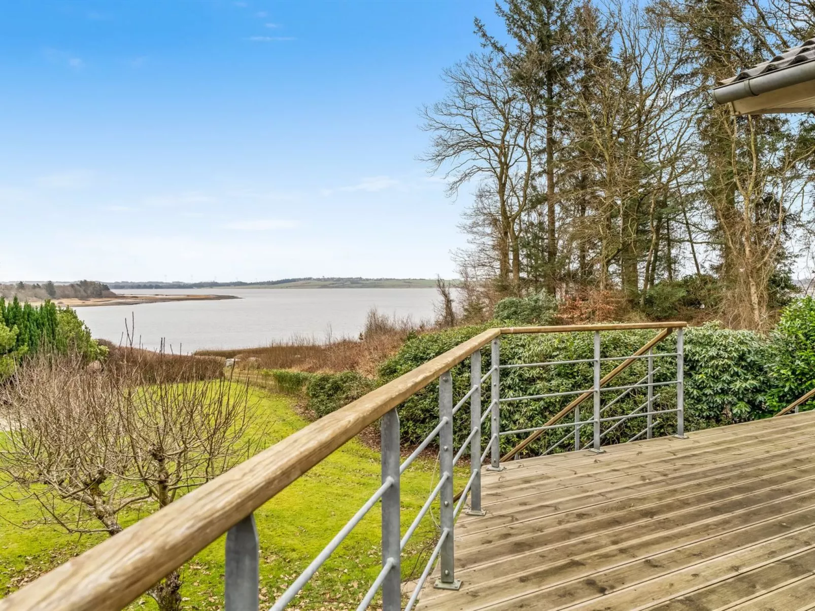 "Nico" - 70m to the fjord - Buiten