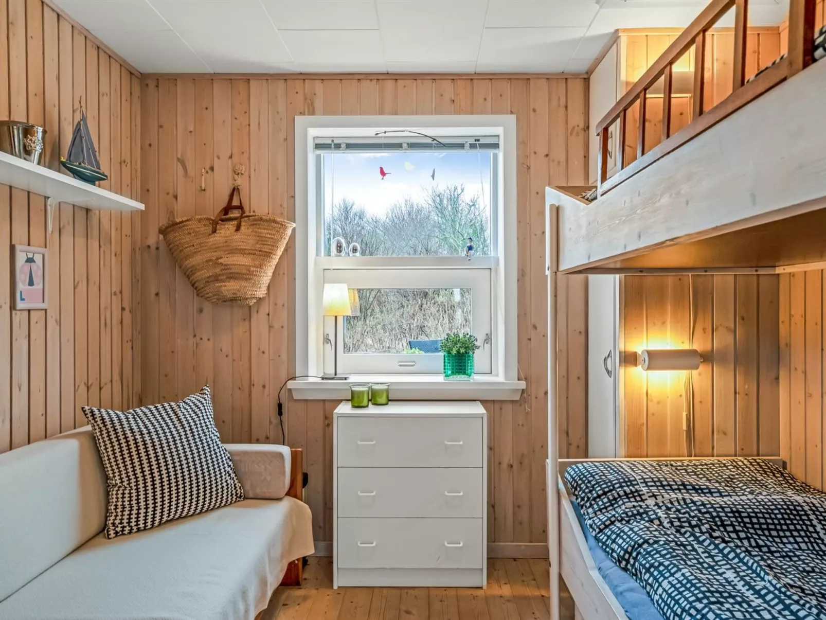 "Annemone" - 900m from the sea-Binnen