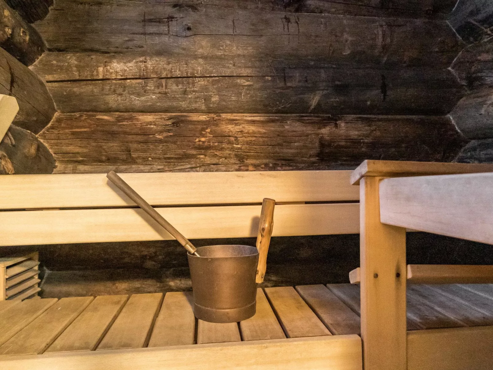 Ykkösruka 3, 3a - Binnen