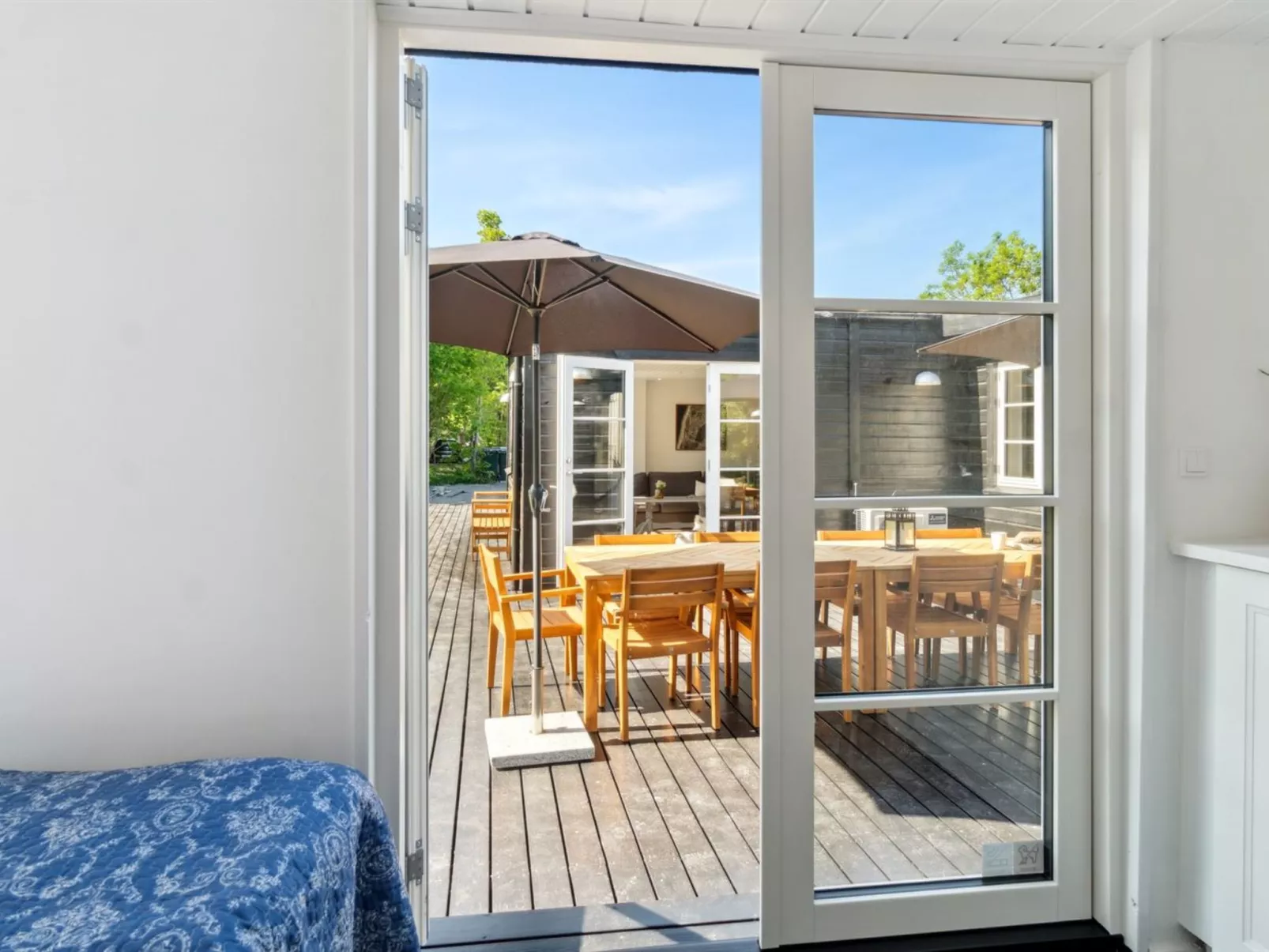 "Thrym" - 2.5km from the sea - Binnen