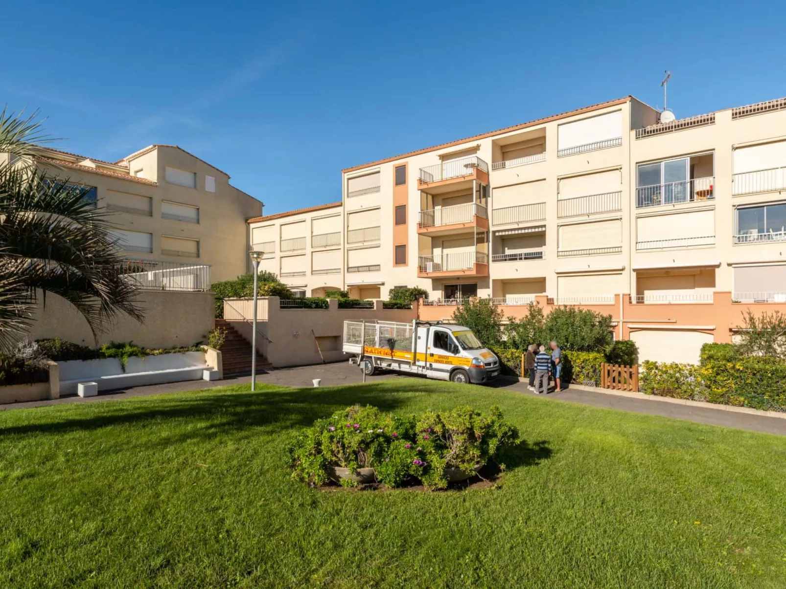 Les Indes Galantes-Buiten