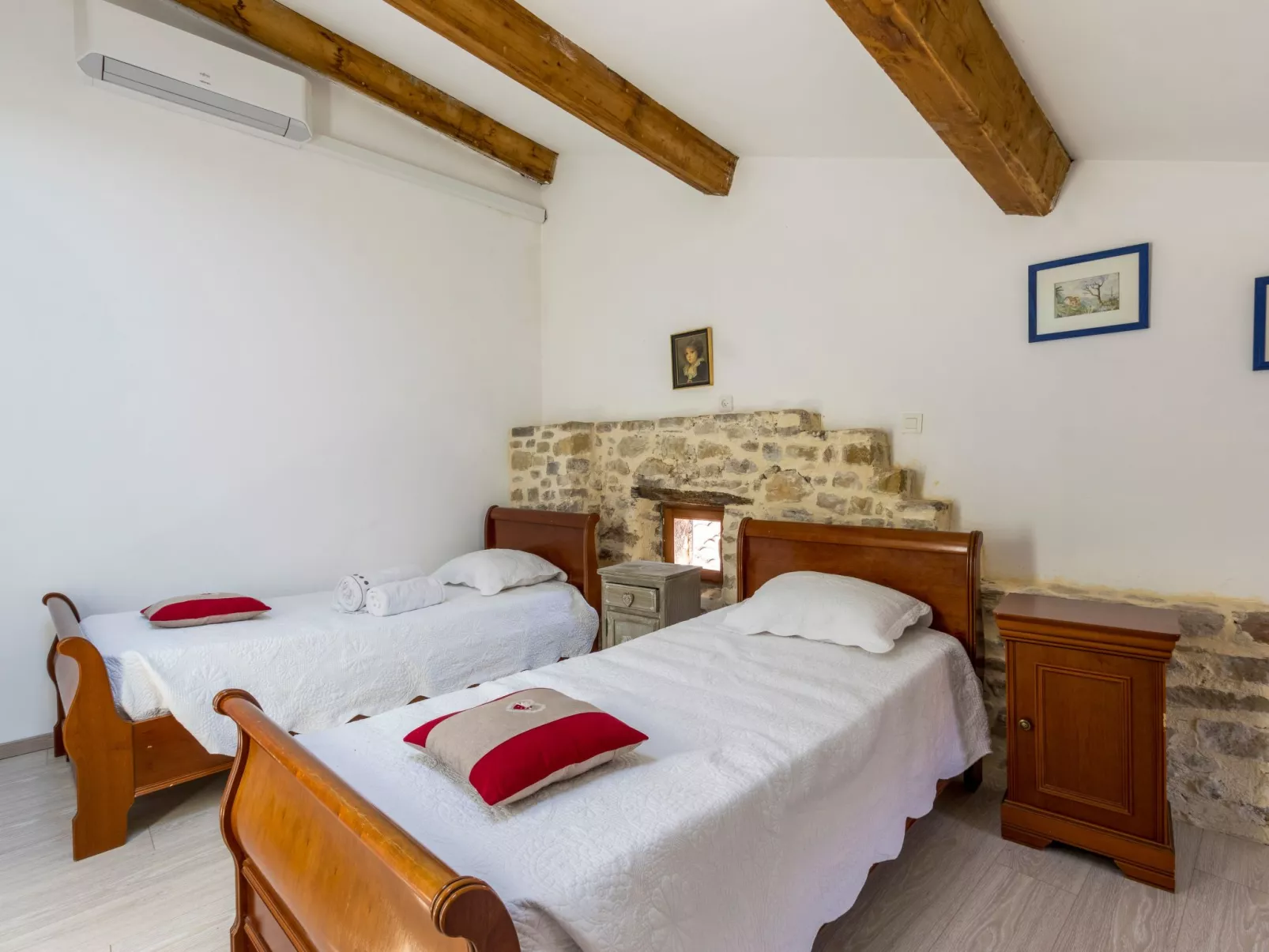 Zwischen Meer, Seen und Bergen-Binnen