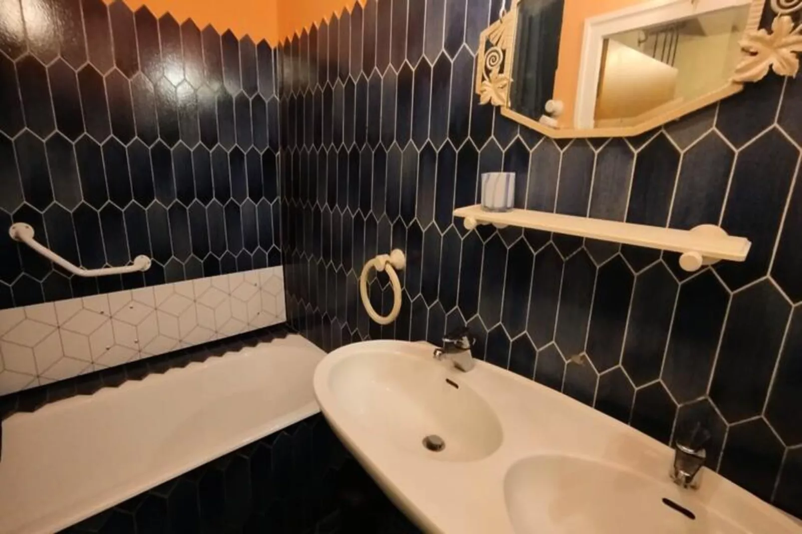 Maison De Charme Ancienne Entre Lacs Et Rh&ocirc;ne-Niet-getagd