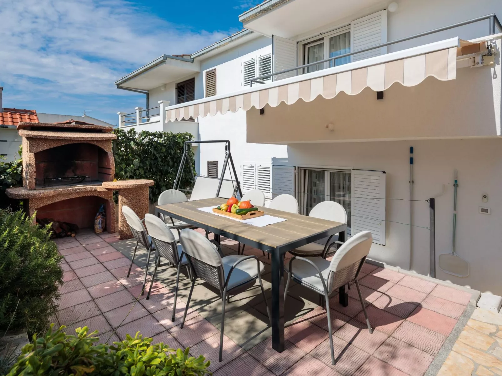 "Villa Silvio" mit Blick auf das Wasser-Buiten