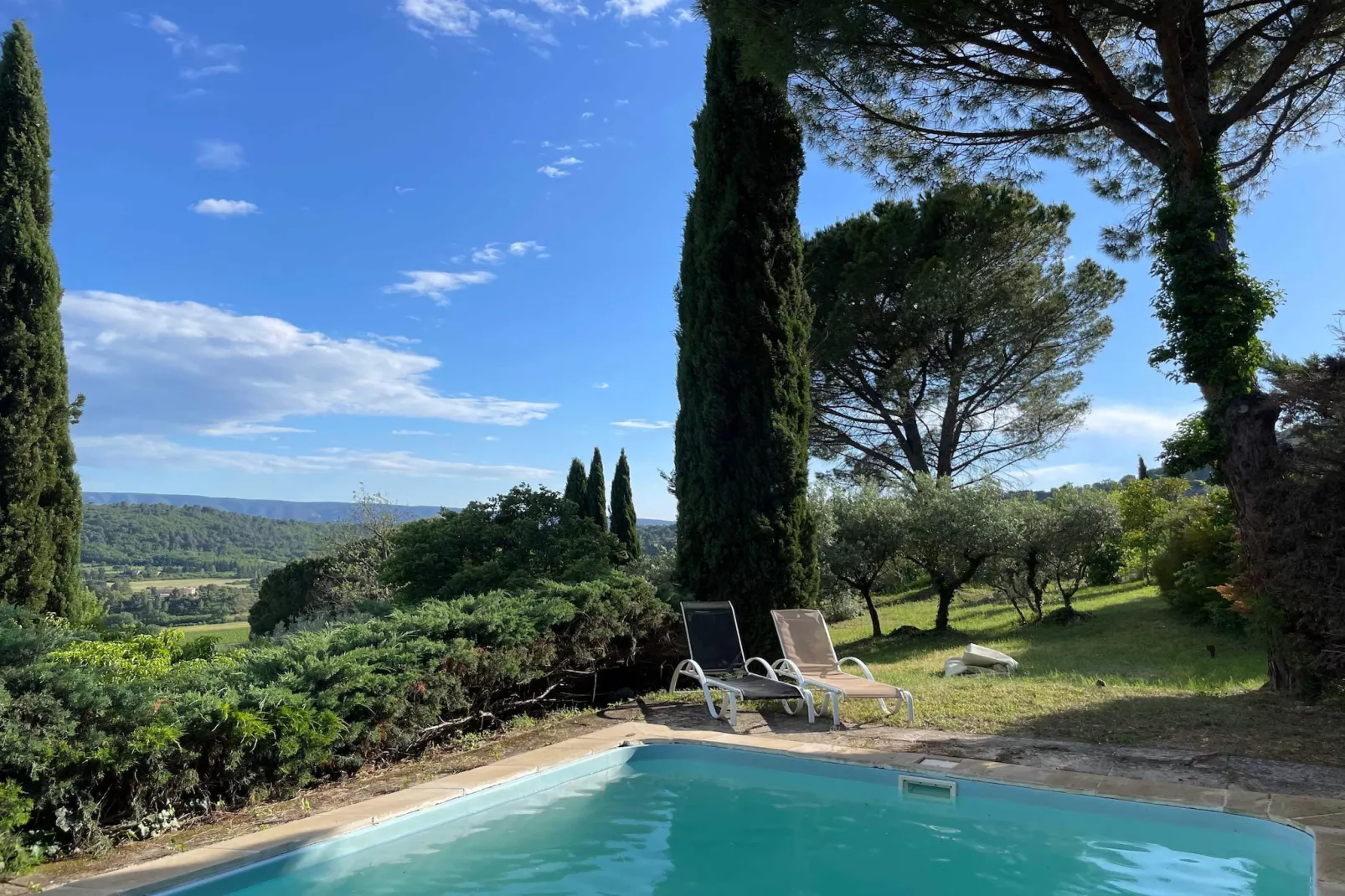 La Familiale - Maison provençale avec piscine et vue imprenable sur Gordes-Zwembad