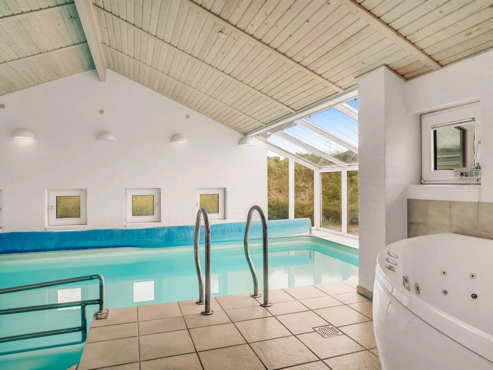 "Nimrod" - 70m from the sea-Buiten