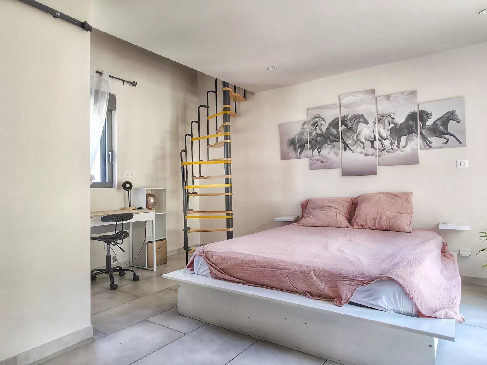 Bauernhaus aus Stein mit schöner Aussicht "Mas de Lysis". - Image-tags.info