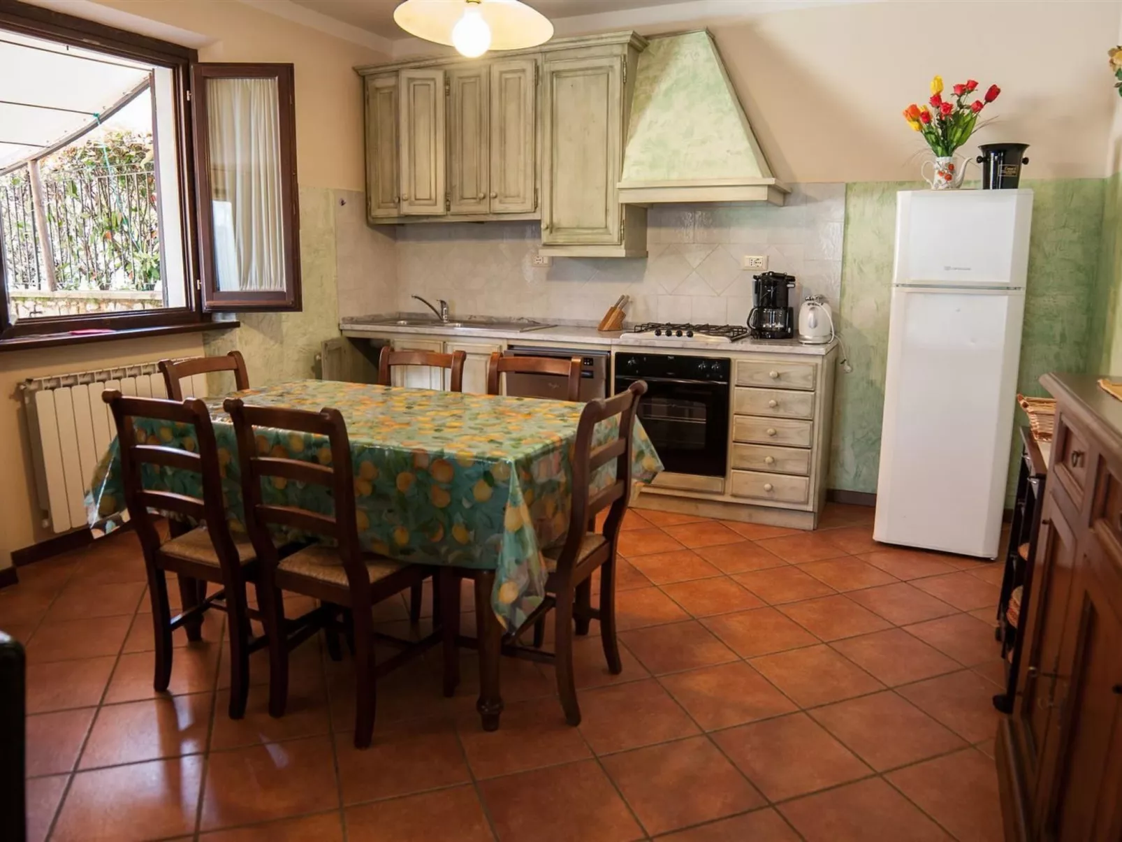 Großes Ferienhaus Villa Caterina in Lonnano - Image-tags.info