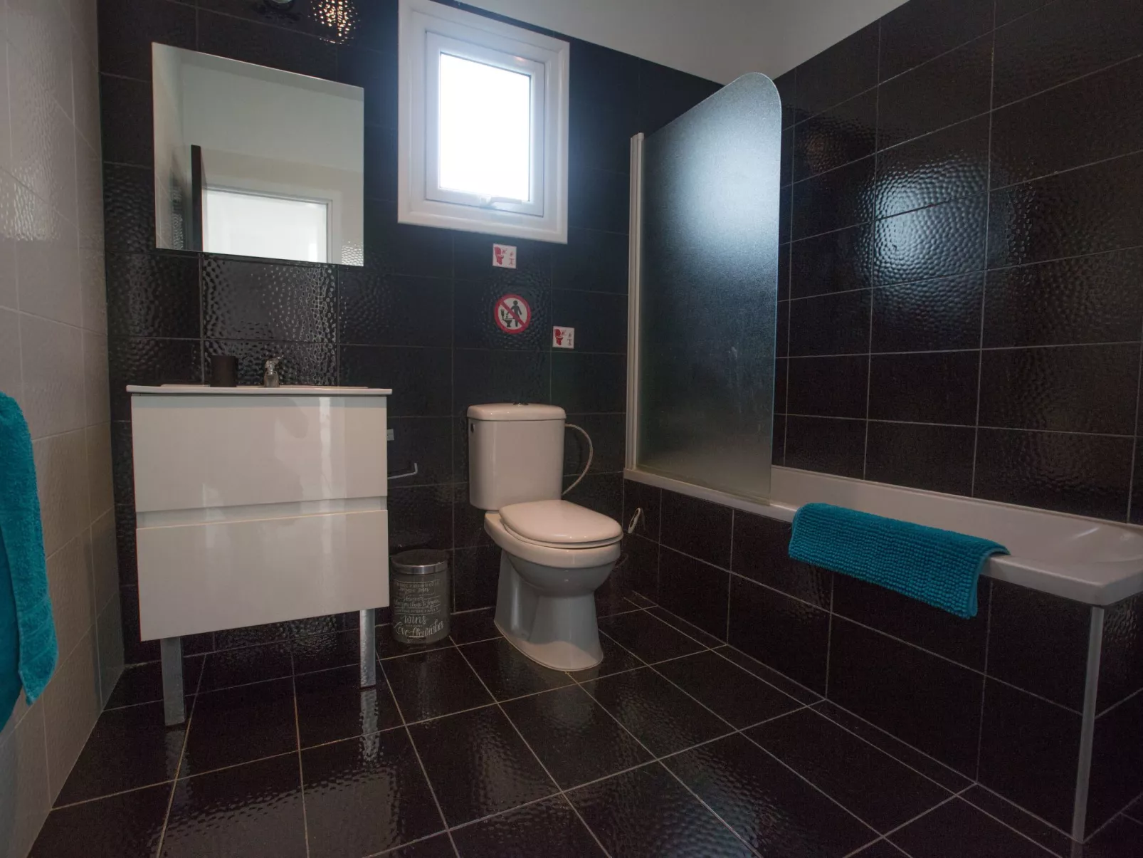 3-Schlafzimmer-Villa in Protaras Zentrum mit Pool - Image-tags.info