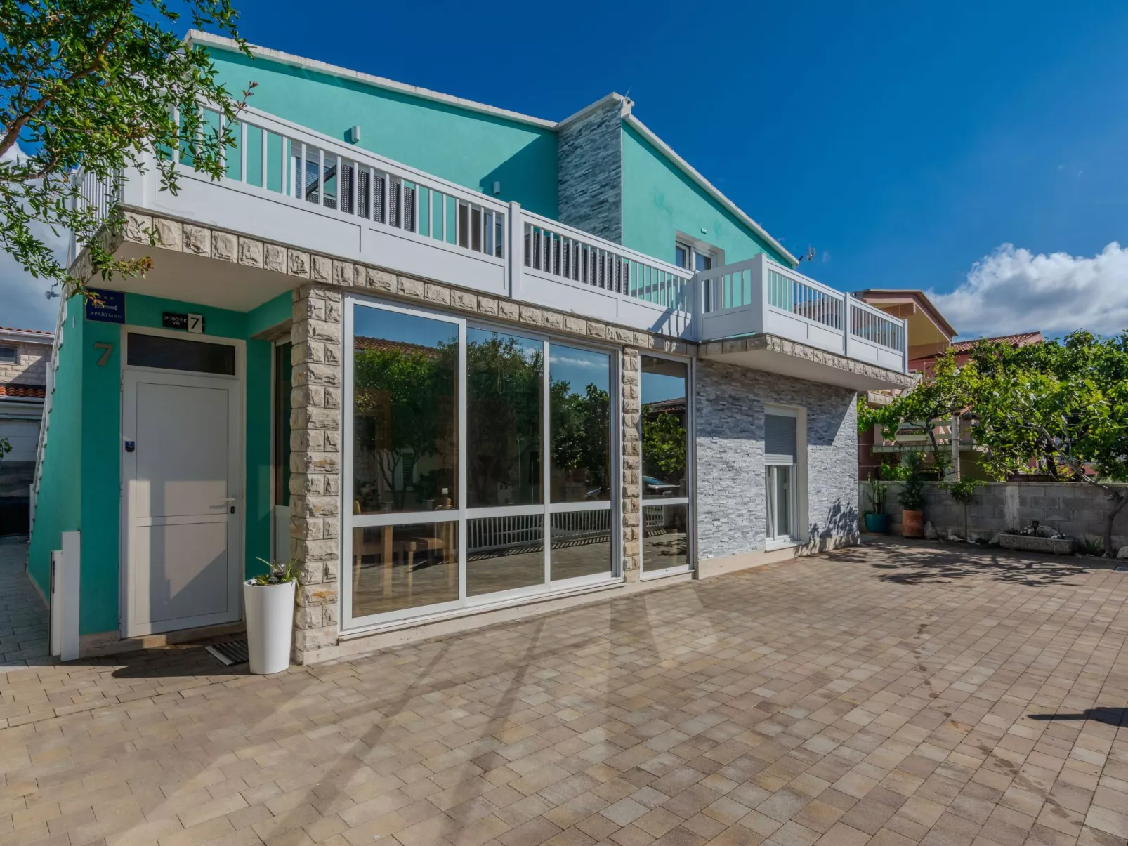 Apartment Jozef 1 - Image-tags.info