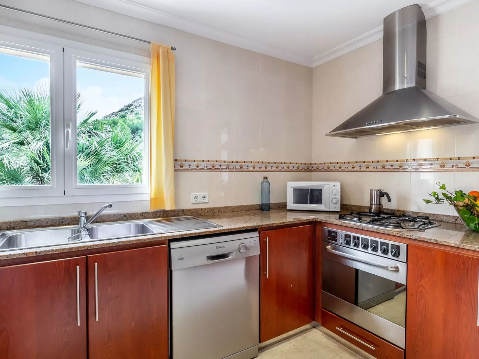 Exklusive Villa mit Meerblick und privatem Pool - Image-tags.info