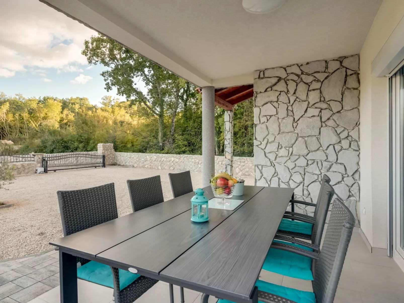 Neue Villa mit Pool und Meerblick - Image-tags.info