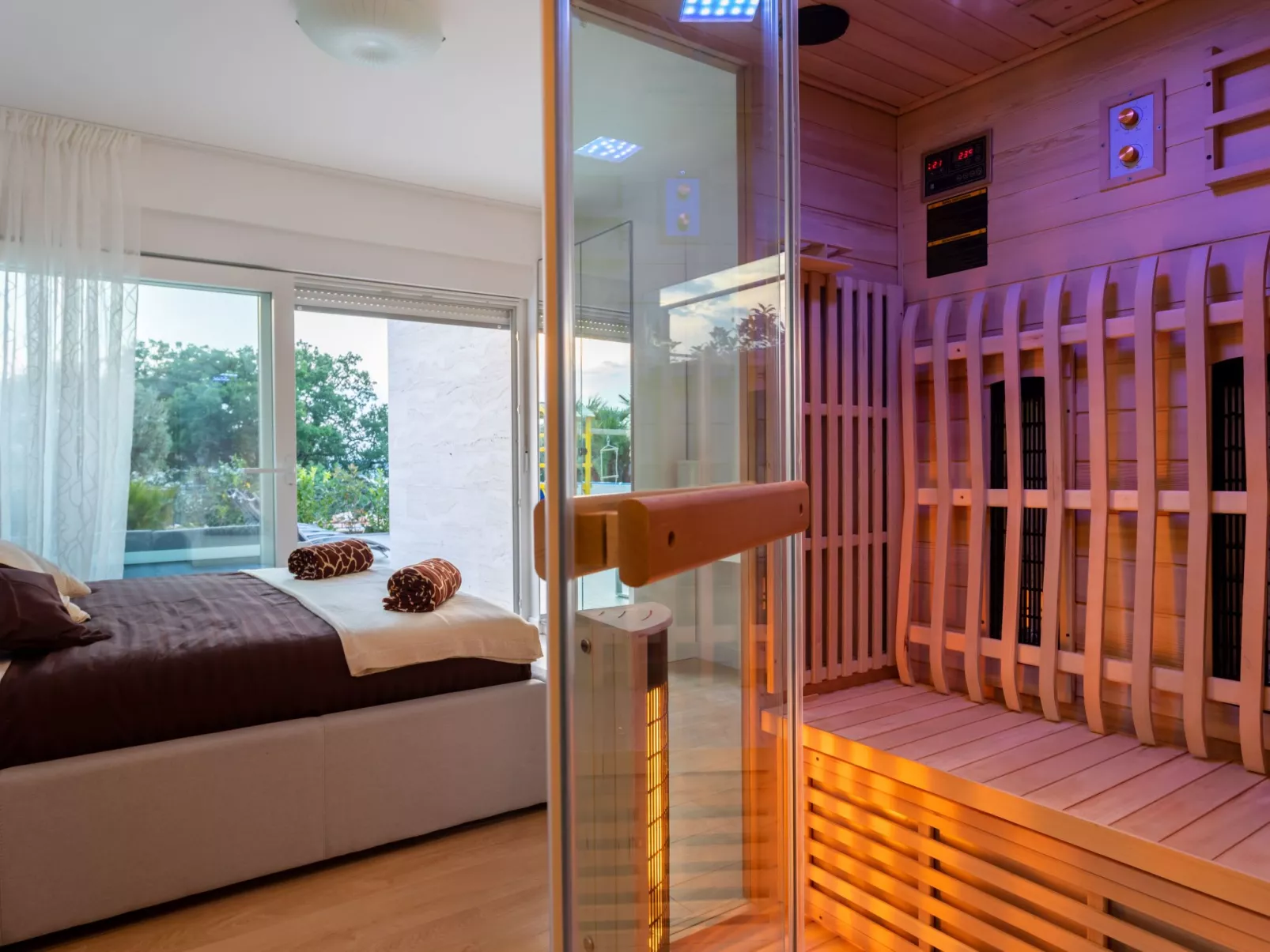 Villa Zara - Image-tags.info