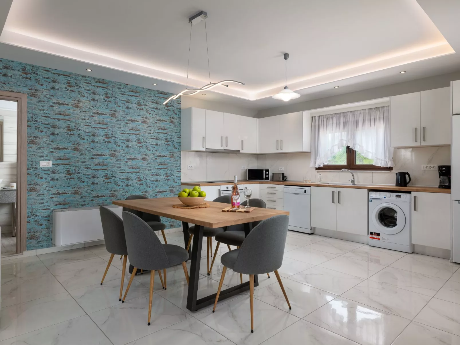 Nefeli Meerblick - Image-tags.info