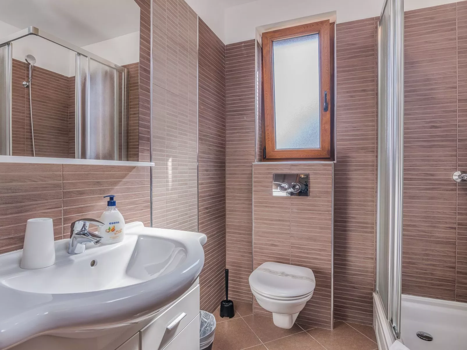 Katja 3 - Image-tags.info