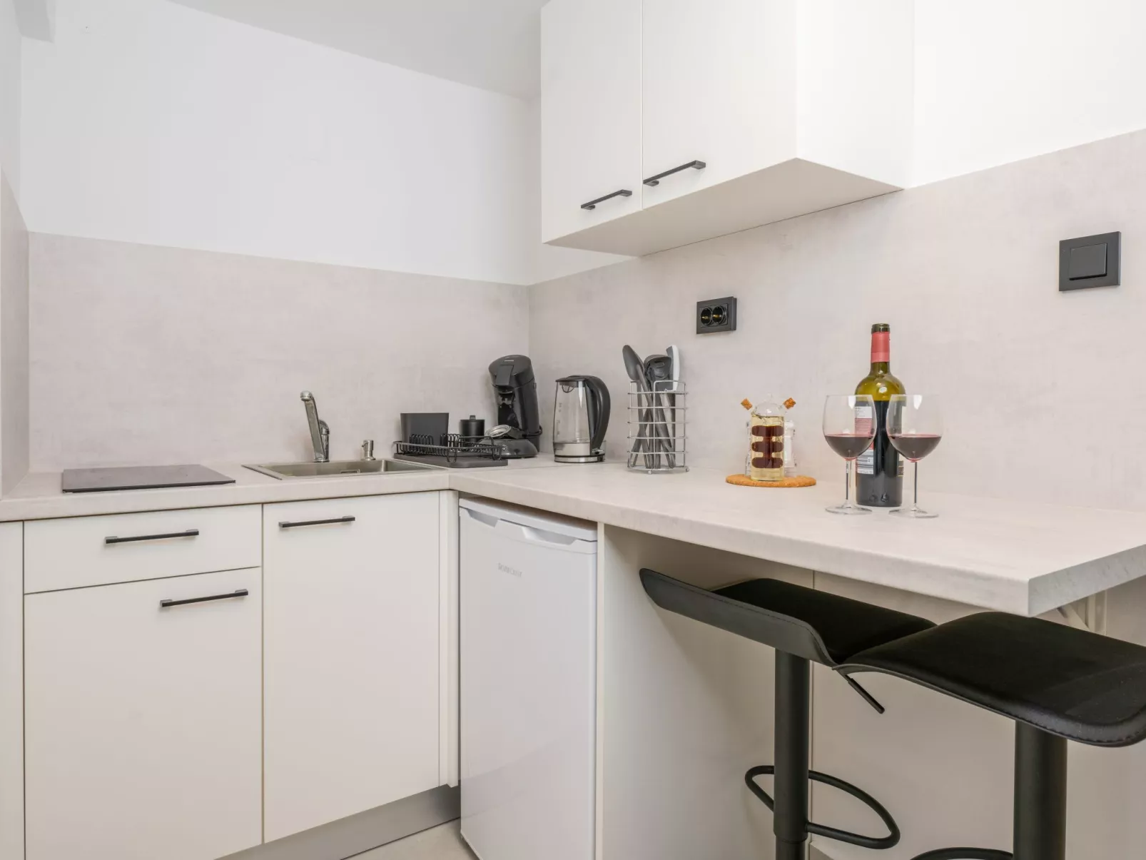 Luxury Seaview Apartment - Image-tags.info