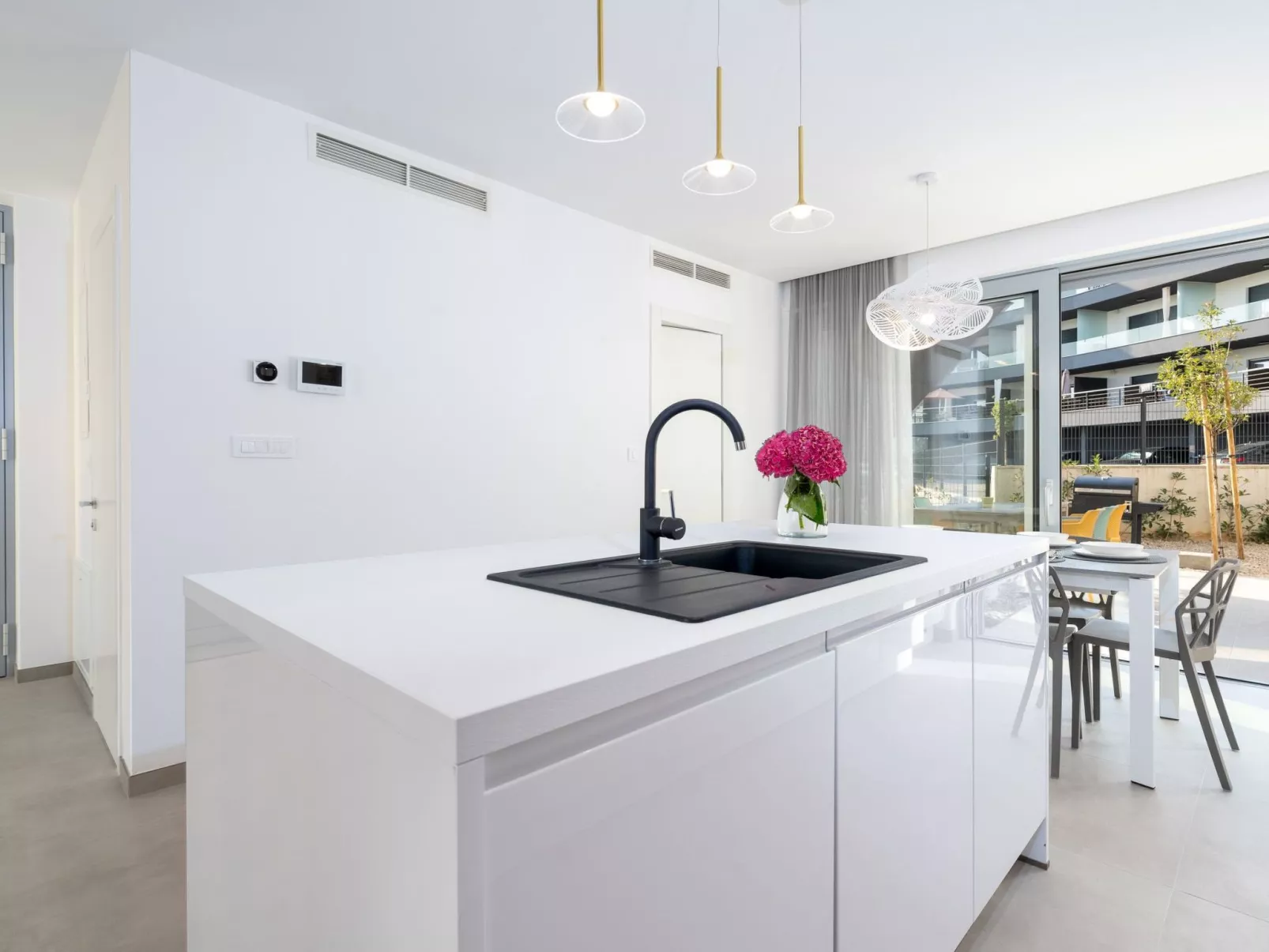 Neue moderne Villa "Smokva 1" mit Pool - Image-tags.info