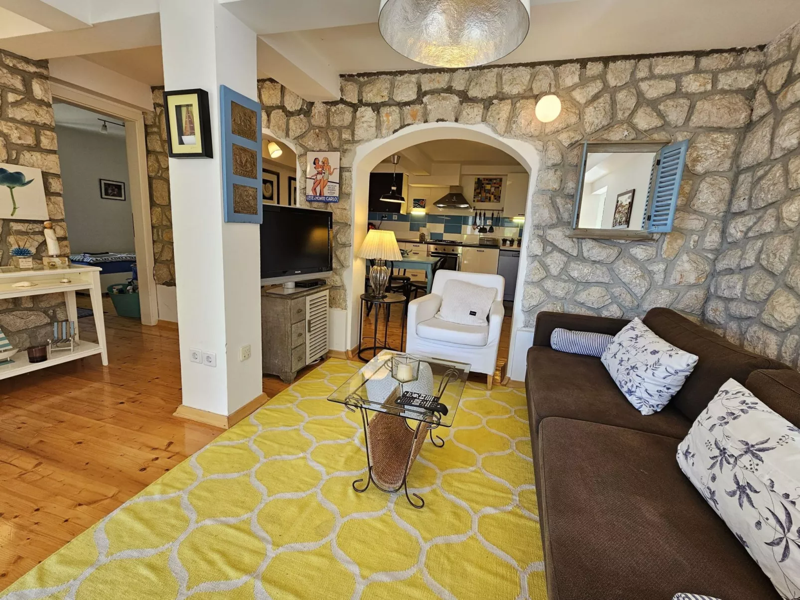 Barbara mit wünderschöne Terrasse - Image-tags.info