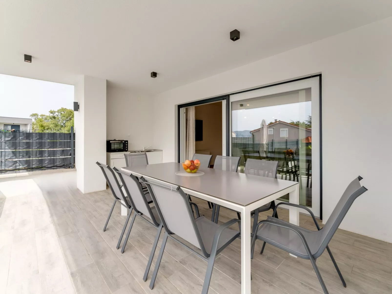 Schöne neue Villa mit Pool in Strandnähe - Image-tags.info