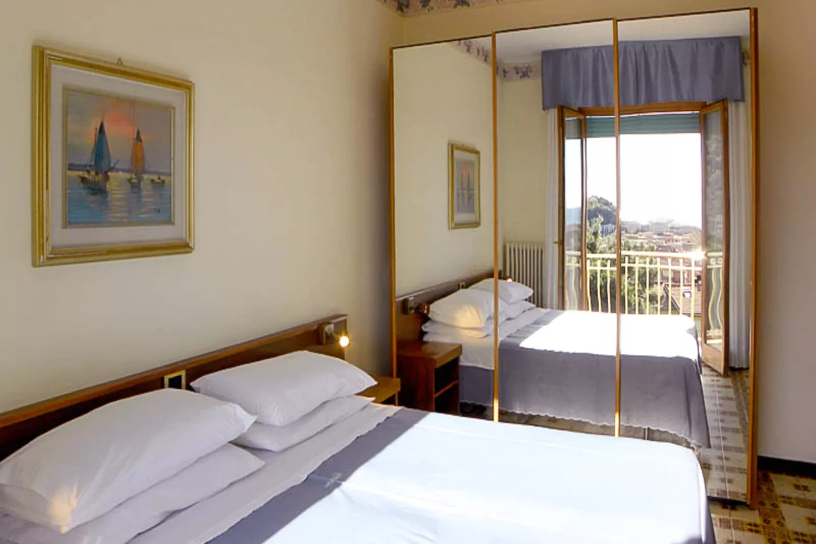 RESIDENCE I MORELLI - THREE-ROOM APT 6 PAX TR1 - Slaapkamer