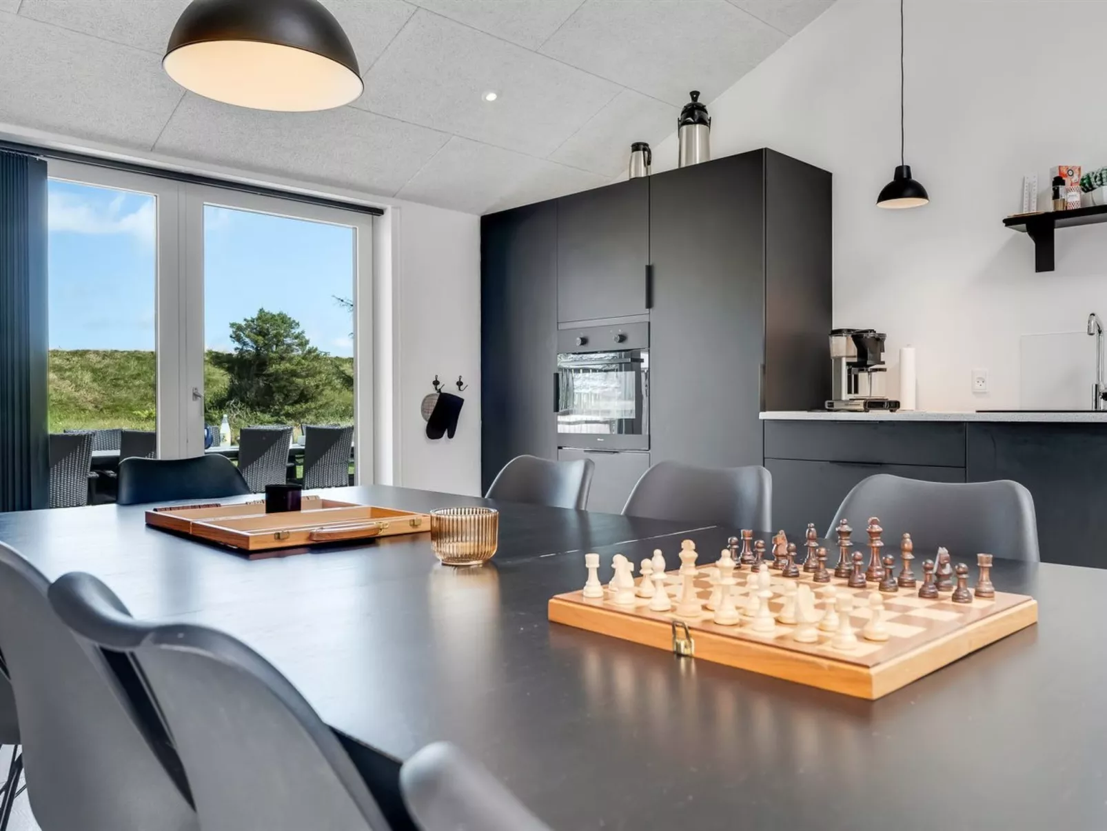 "Eerika" - 500m to the fjord - Binnen