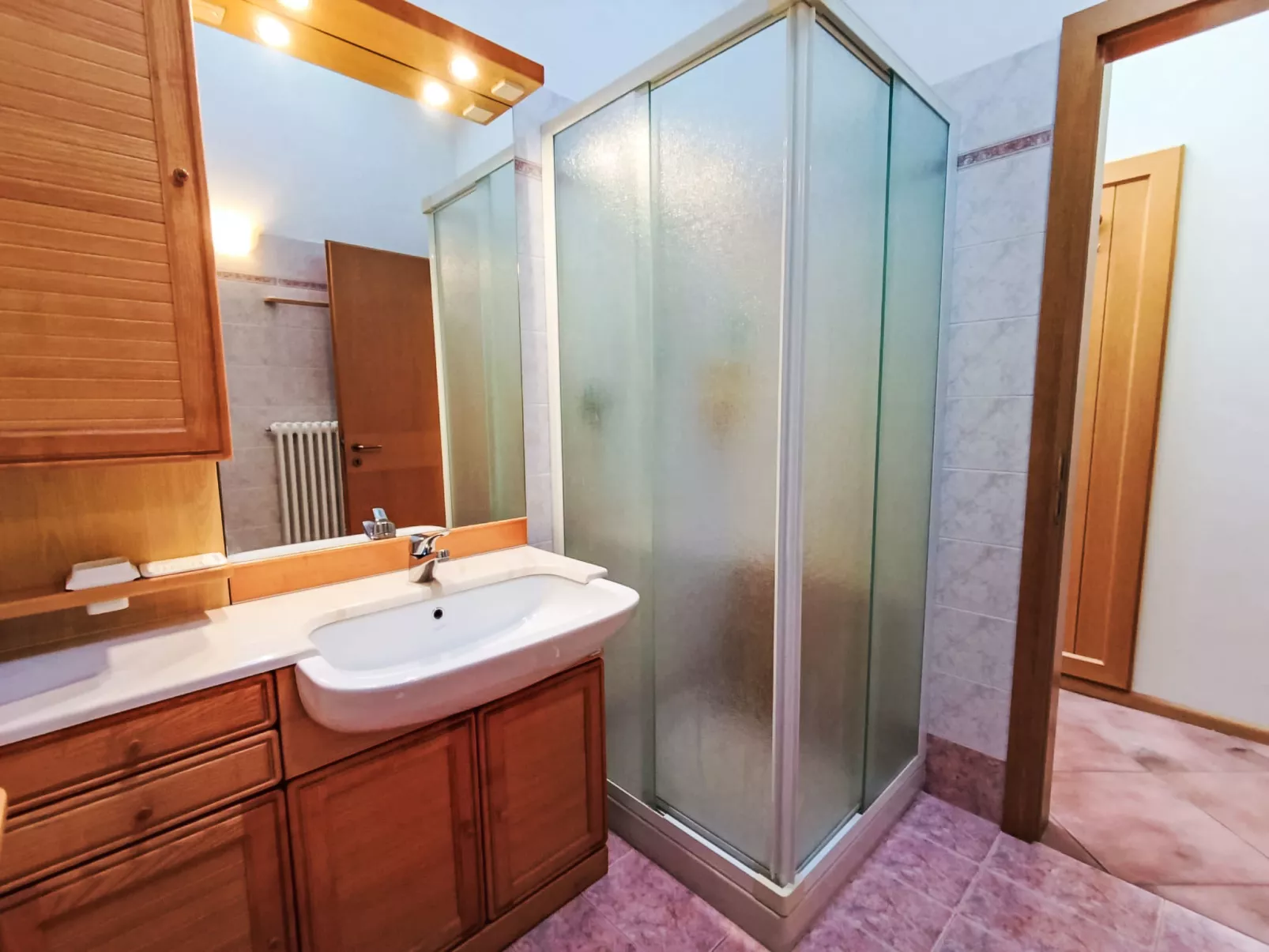 Cesa sot Larsec - Binnen