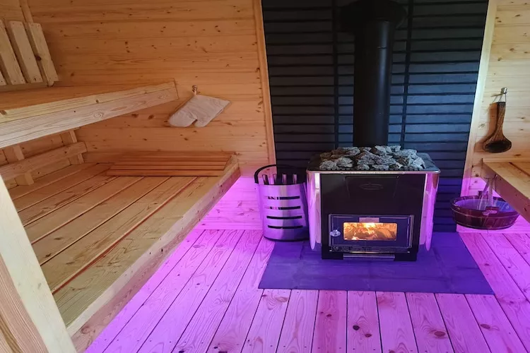 Dom wakacyjny z sauną we Frydrychowie-Sauna