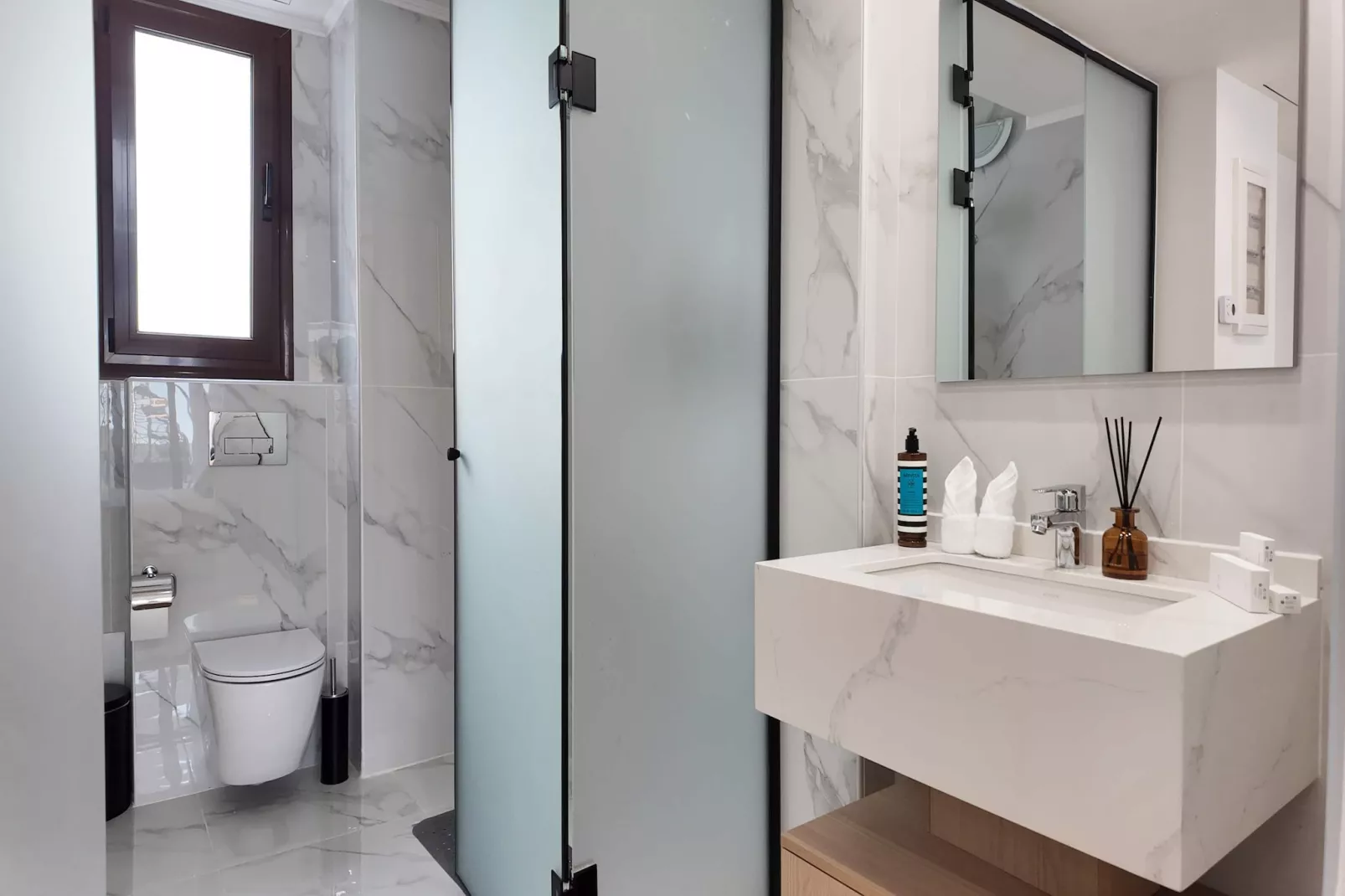 6th floor suites - Superior Suite with private balcony-Badkamer