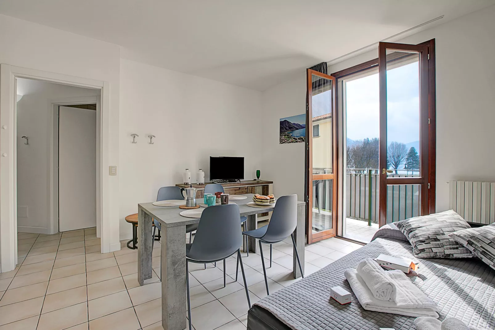 RESIDENCE PORTO LETIZIA - VILLAGE-TRILOCALE 6 PAX DELUXE 8229 - VGB6D - Eetkamer