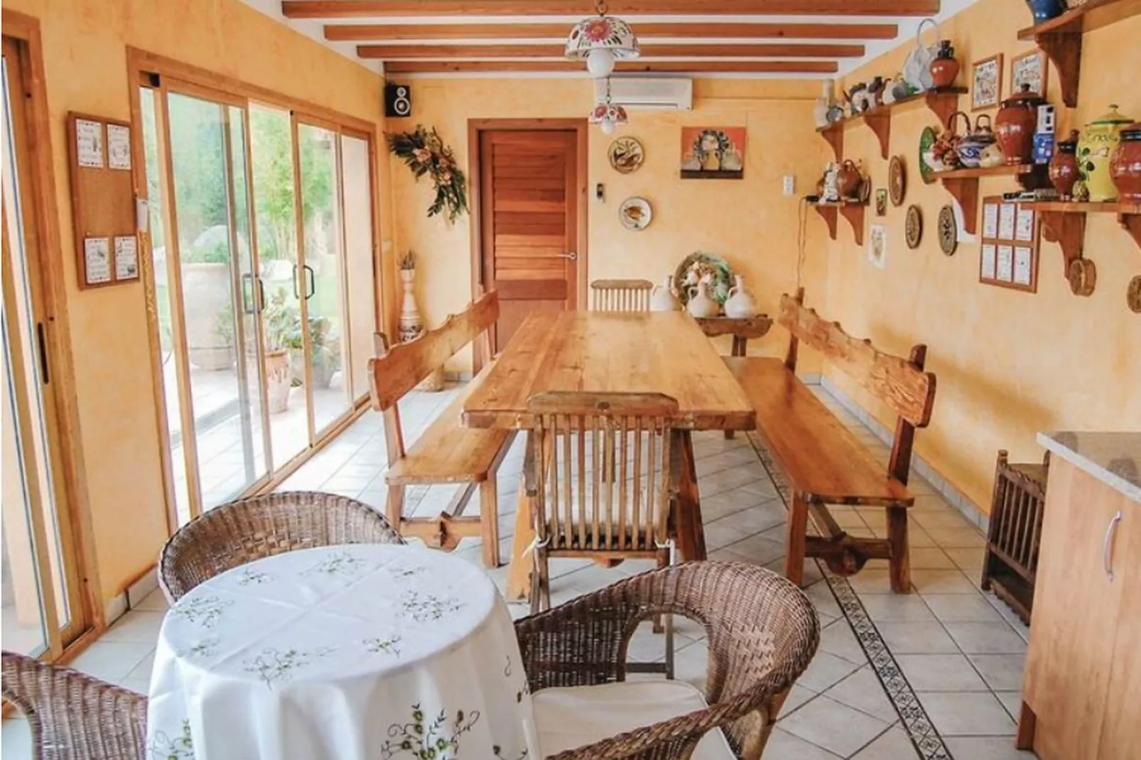 Villa Mas Artigues - Eetkamer