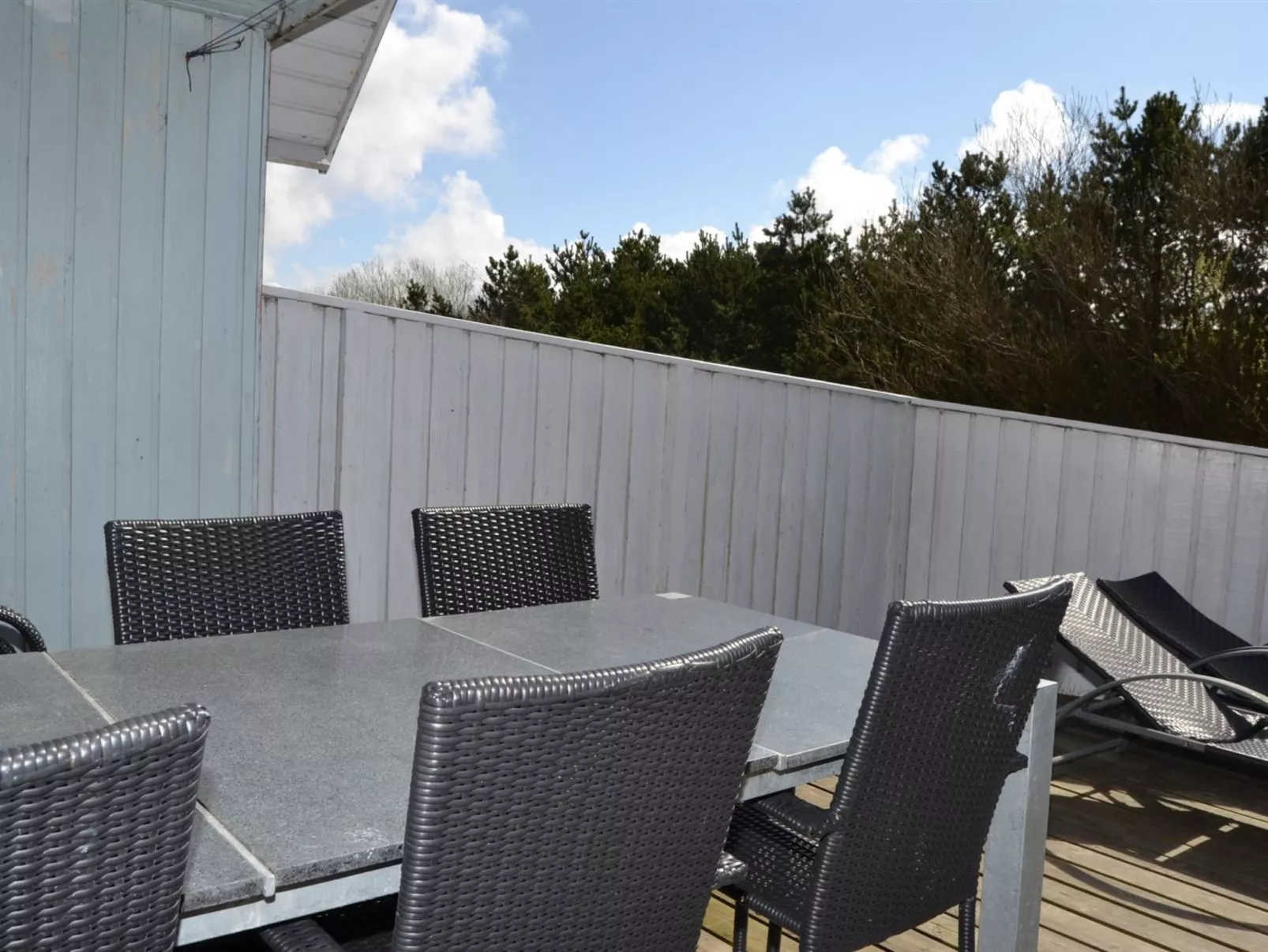 "Kabbi" - 2.6km from the sea - Buiten