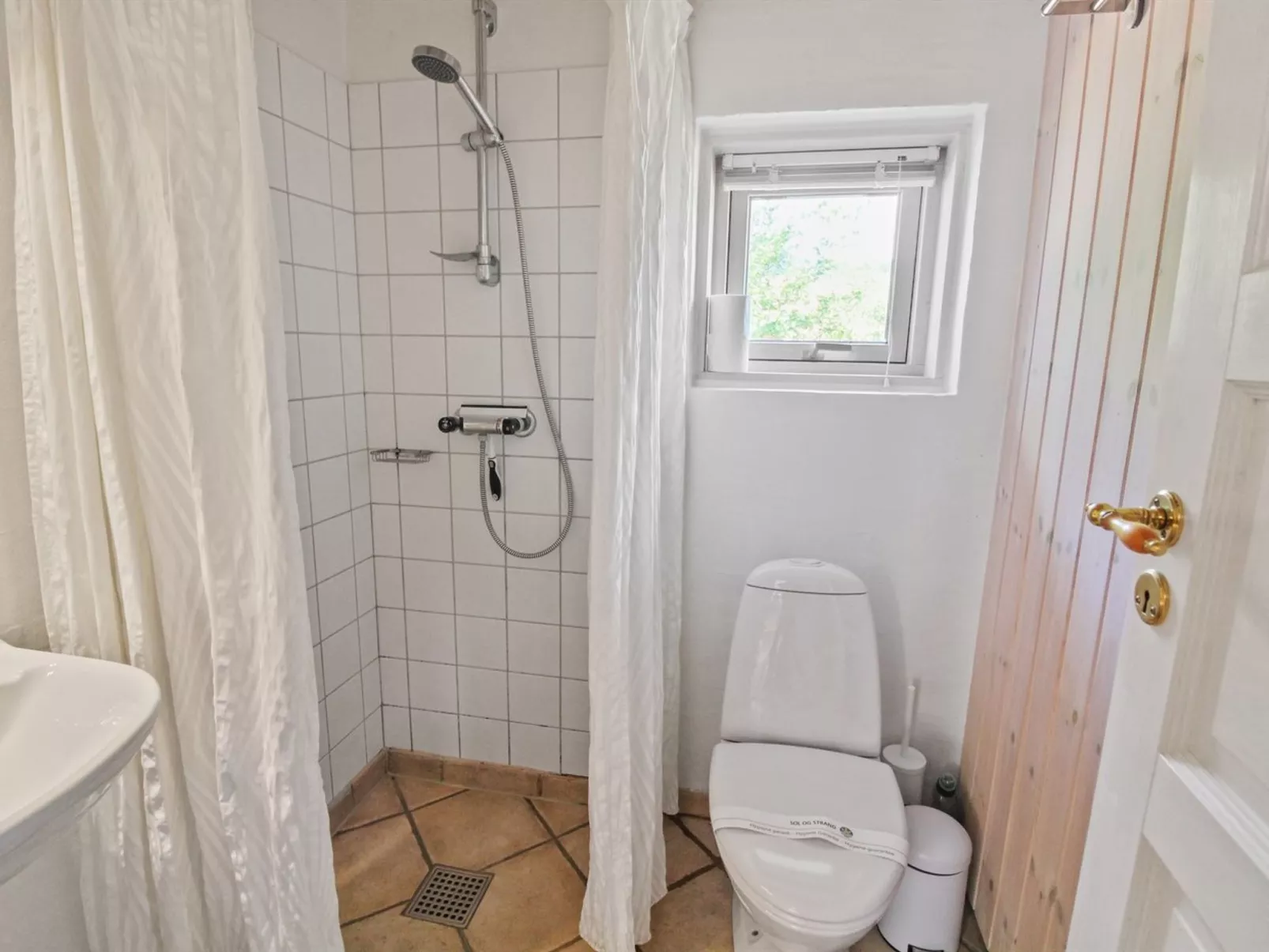 "Nikoletta" - 250m from the sea-Binnen