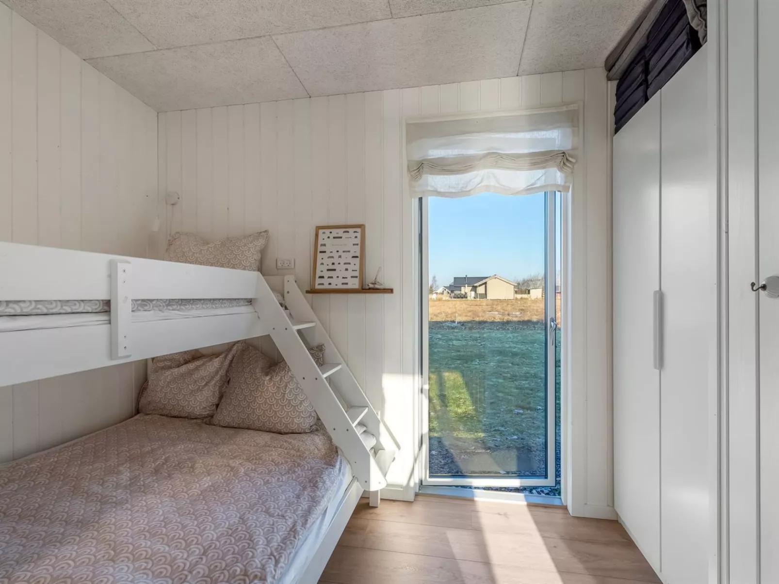 "Vanna" - 1.2km from the sea - Binnen