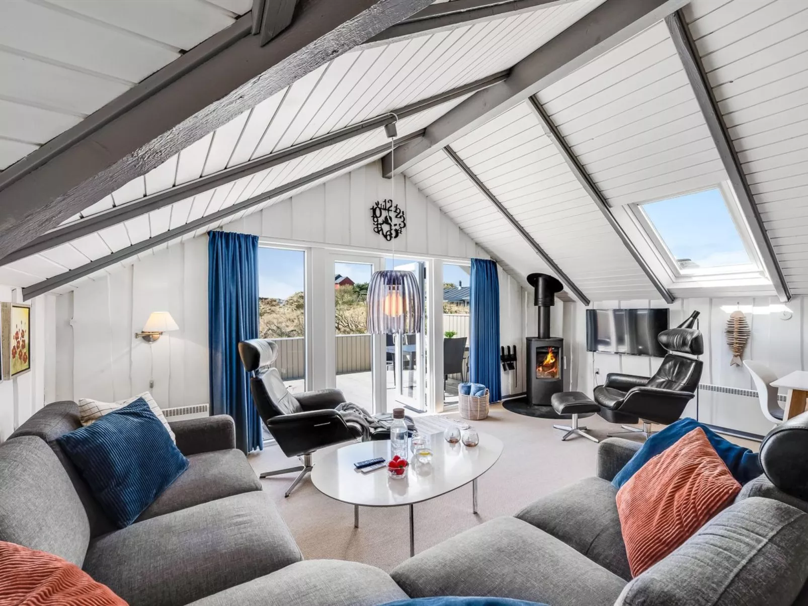 "Halda" - 300m from the sea-Binnen