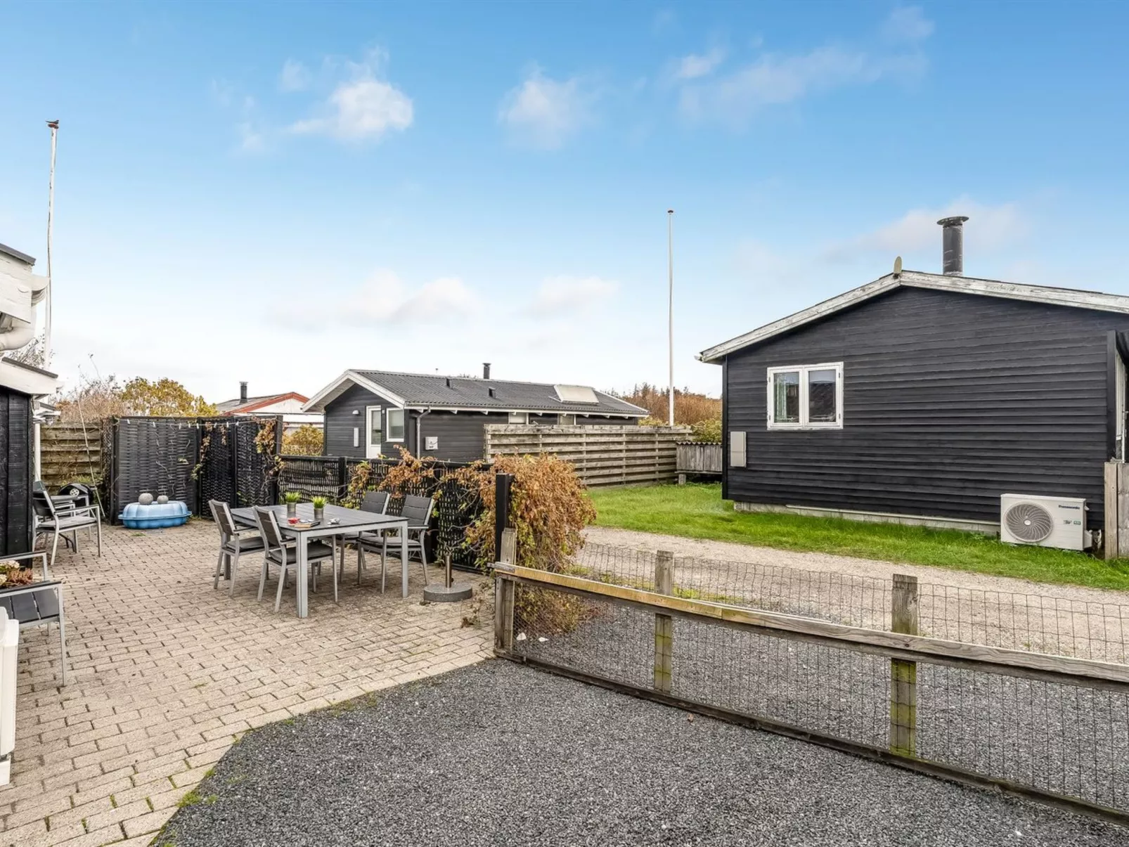 "Kielo" - 200m to the fjord-Buiten