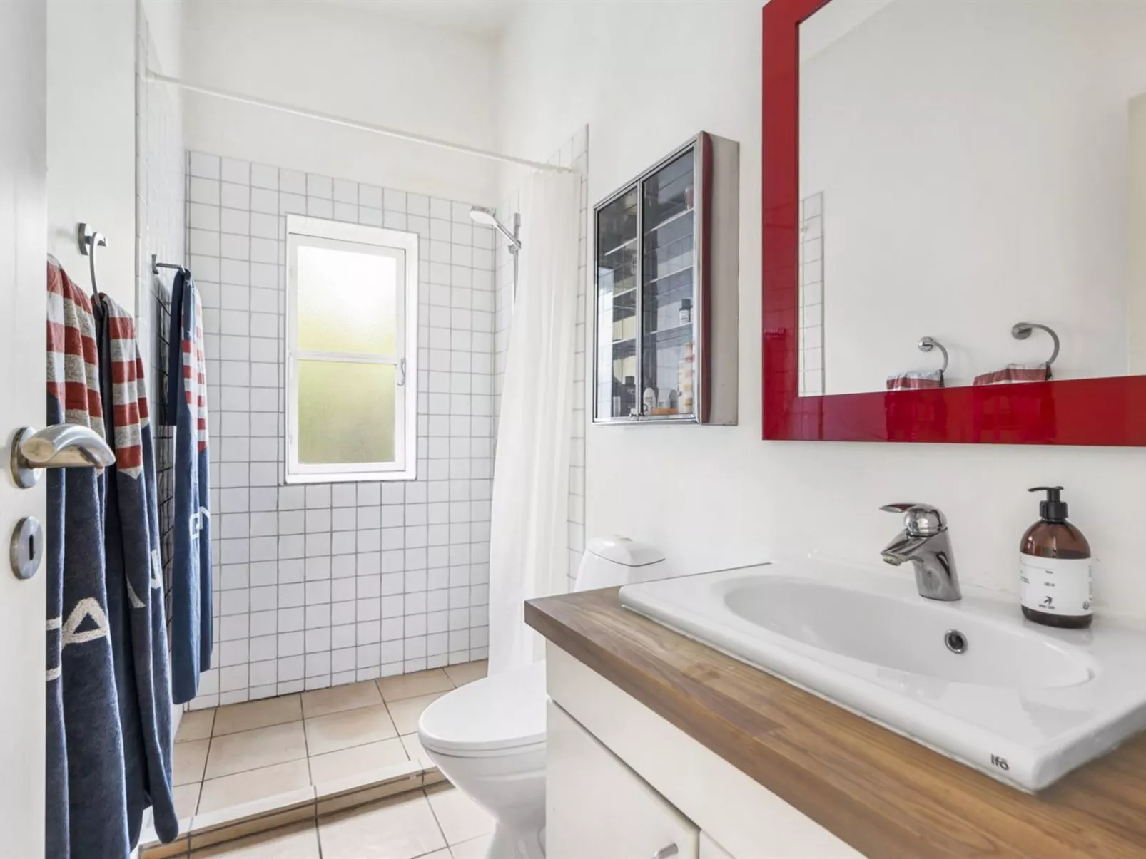 "Mads" - 1.2km from the sea - Binnen