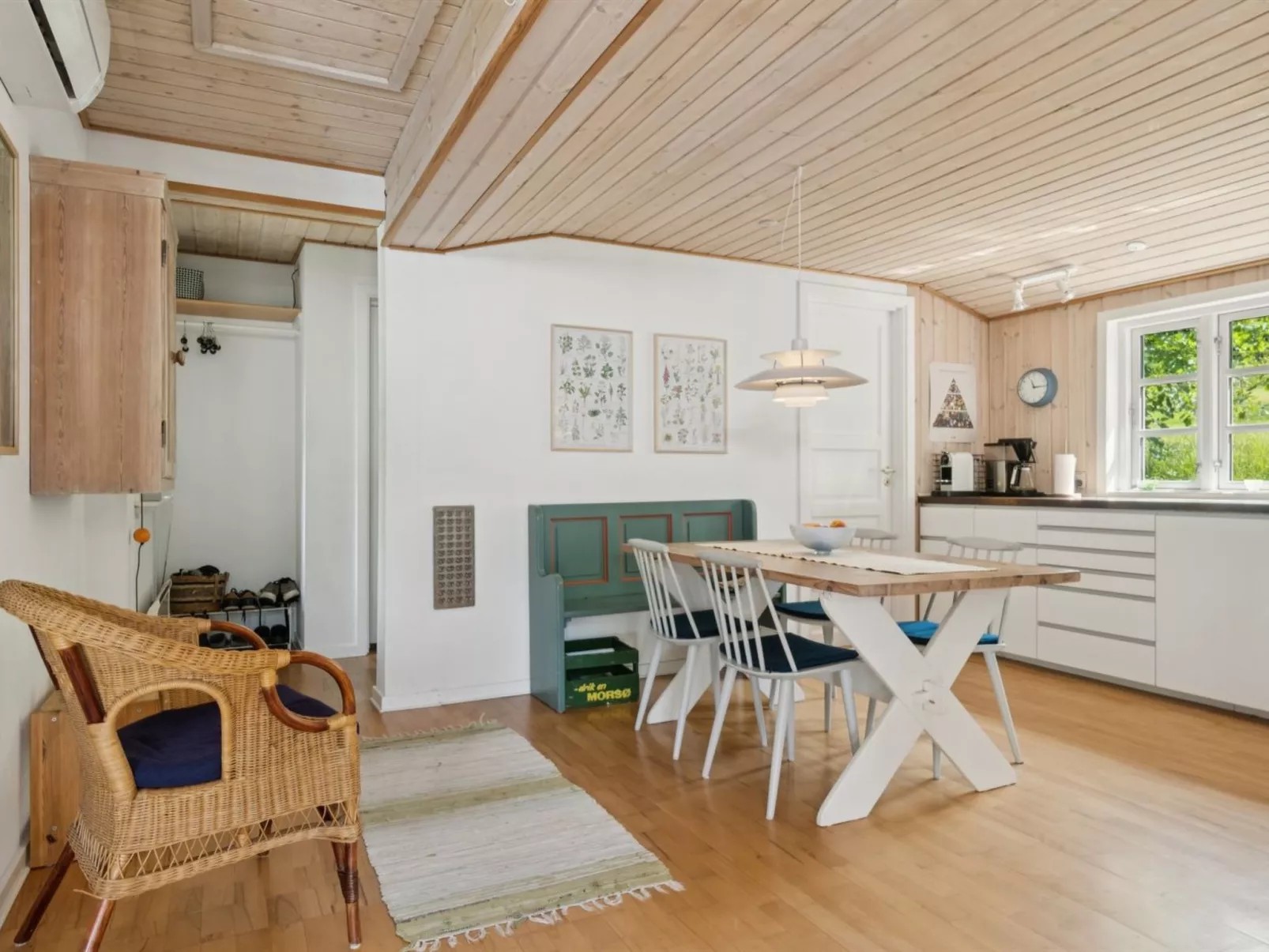 "Kaino" - 1.7km from the sea - Binnen