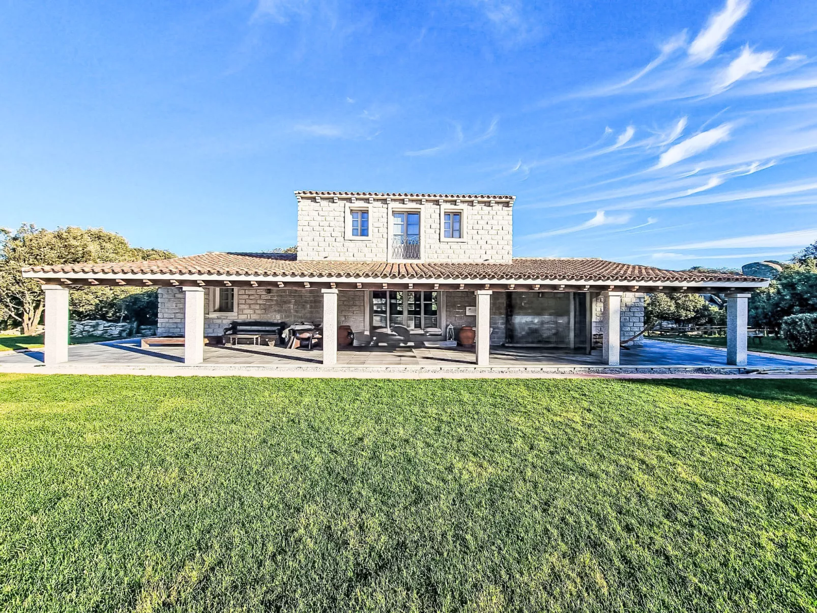 Stazzu Sarra di Monti-Buiten