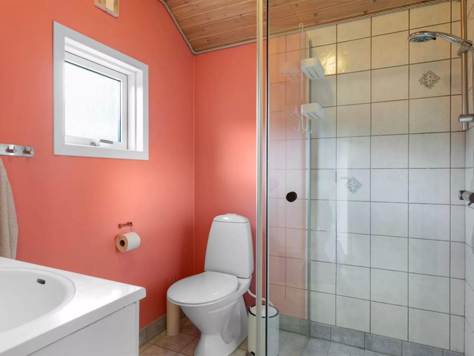 "Astrath" - 10m from the sea-Binnen