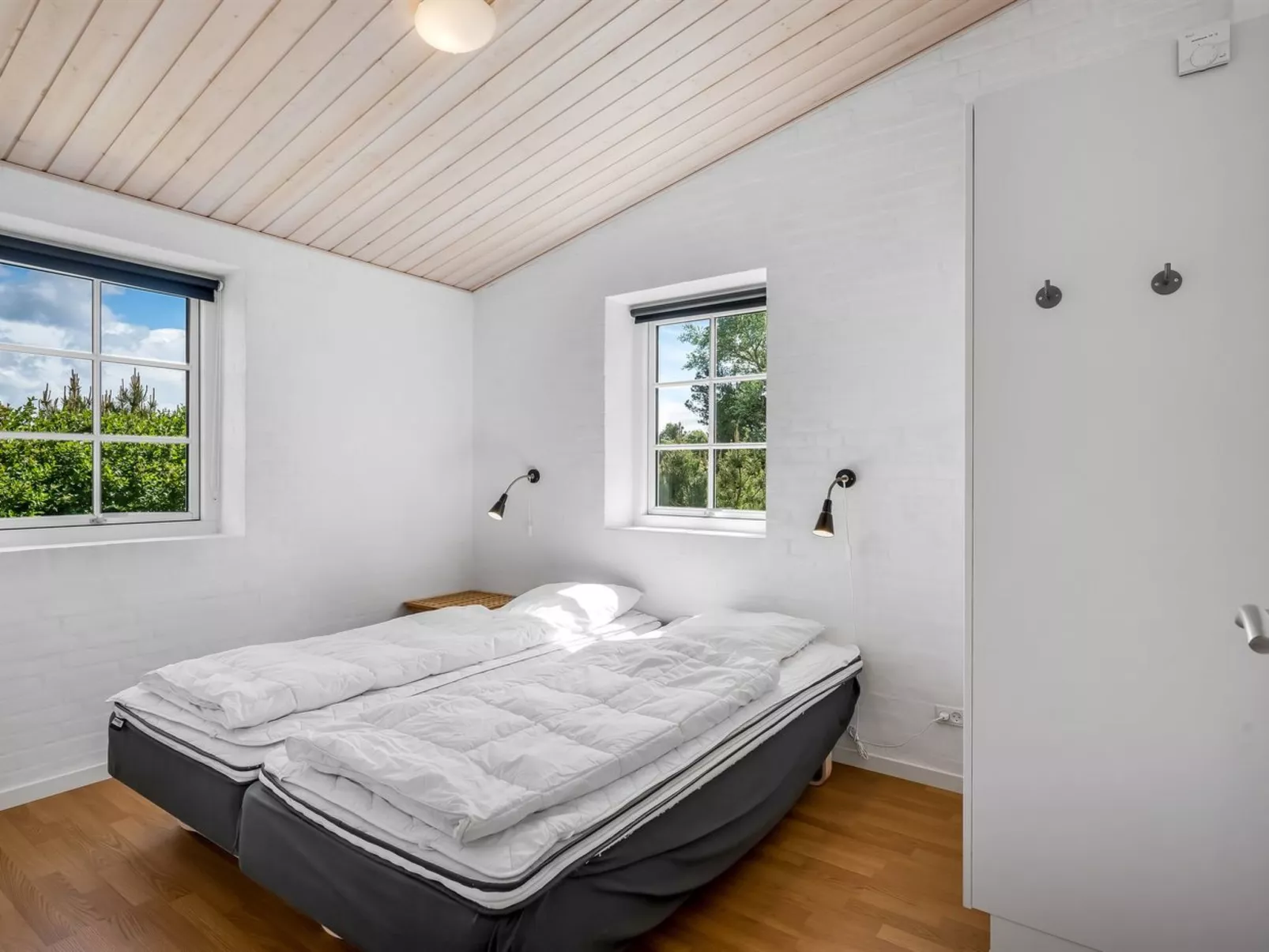 "Merit" - 3.2km from the sea - Binnen