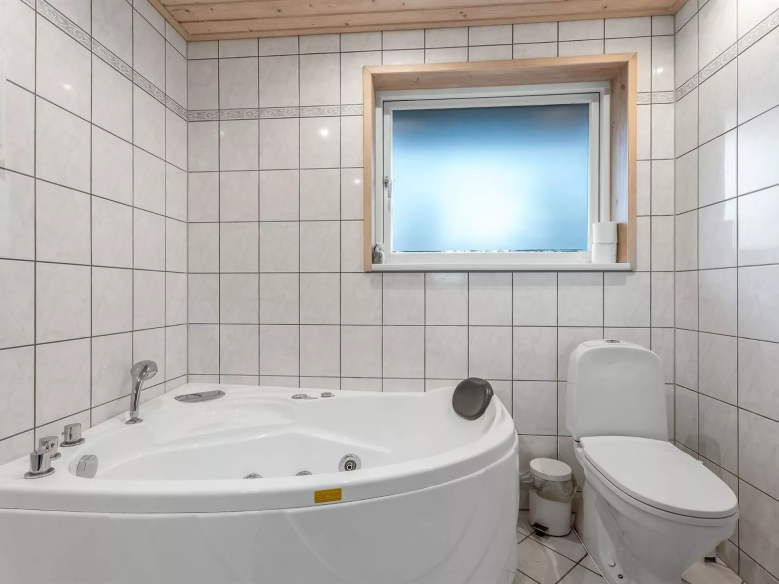 "Åse" - 1.3km from the sea-Binnen