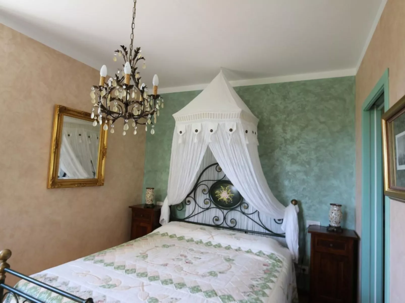 Casa Sacciofa in Monte Rinaldo - Image-tags.info