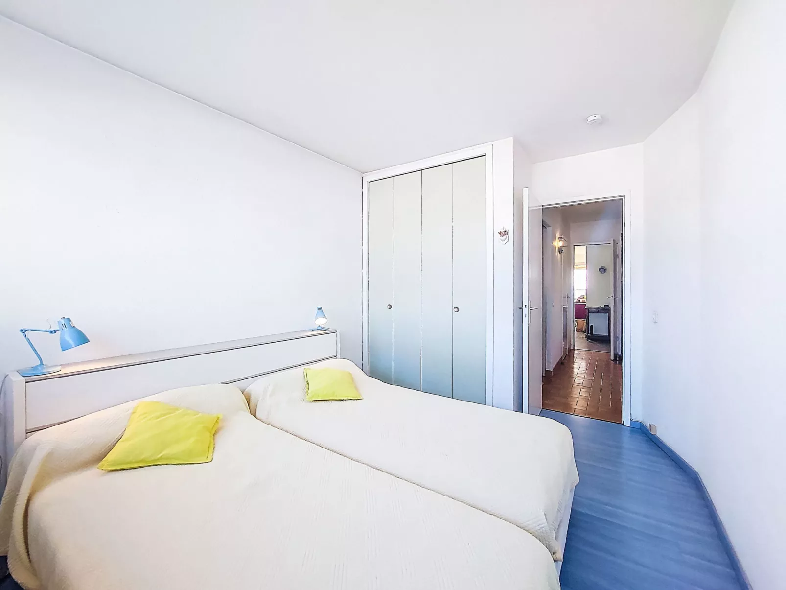 Cannes Midi - Binnen