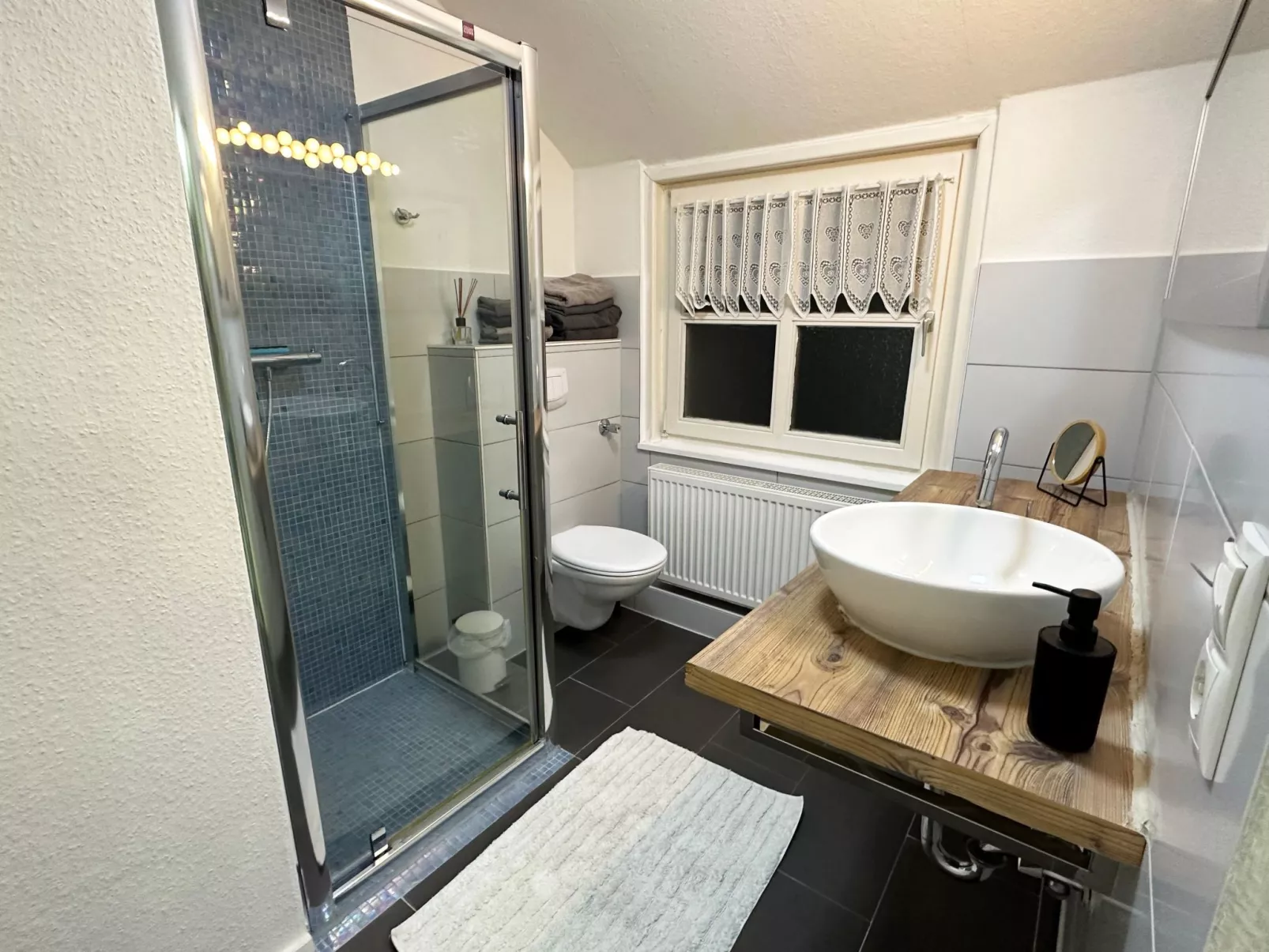 Neu im Angebot: Wohnung für vier Personen - Image-tags.info