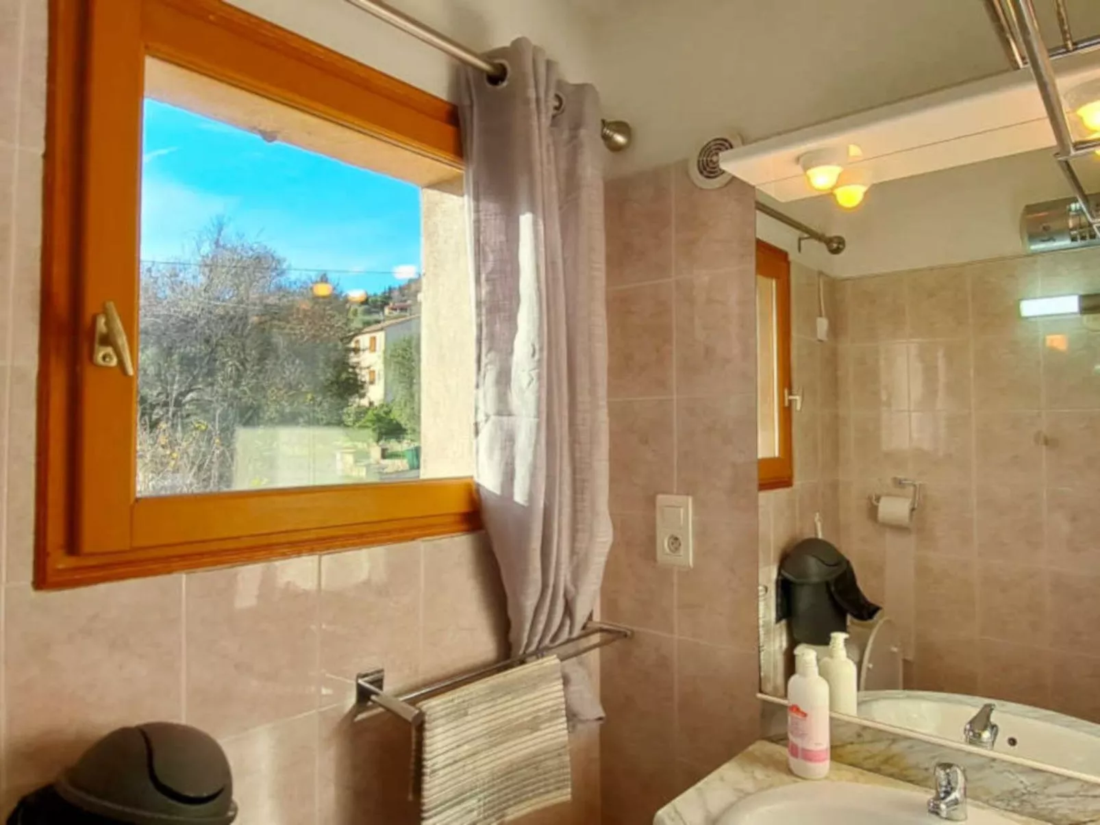 "Maison du Paysan" (Bauernhaus) - Image-tags.info