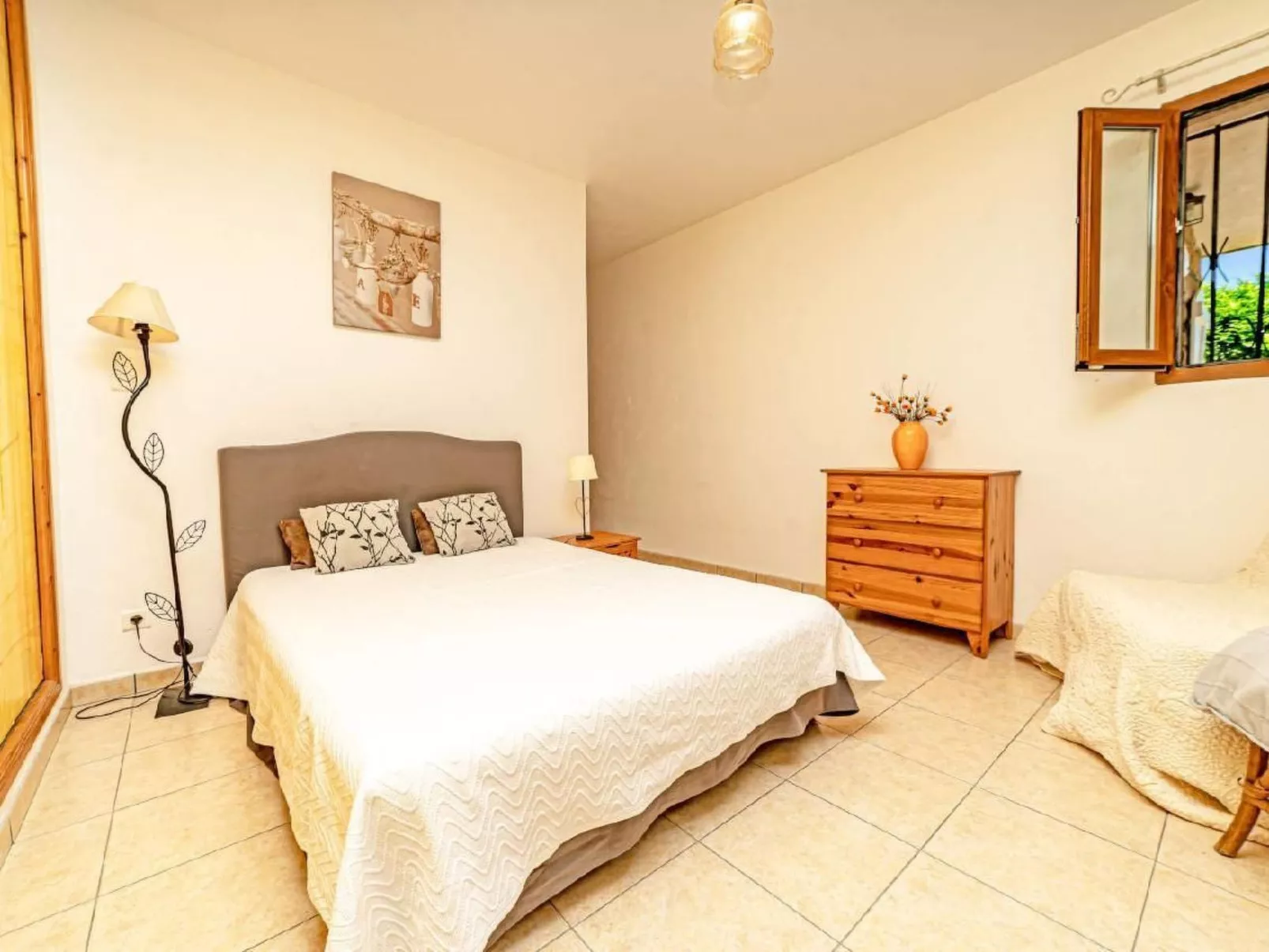 Locations-06 - Die Eugenie - Image-tags.info