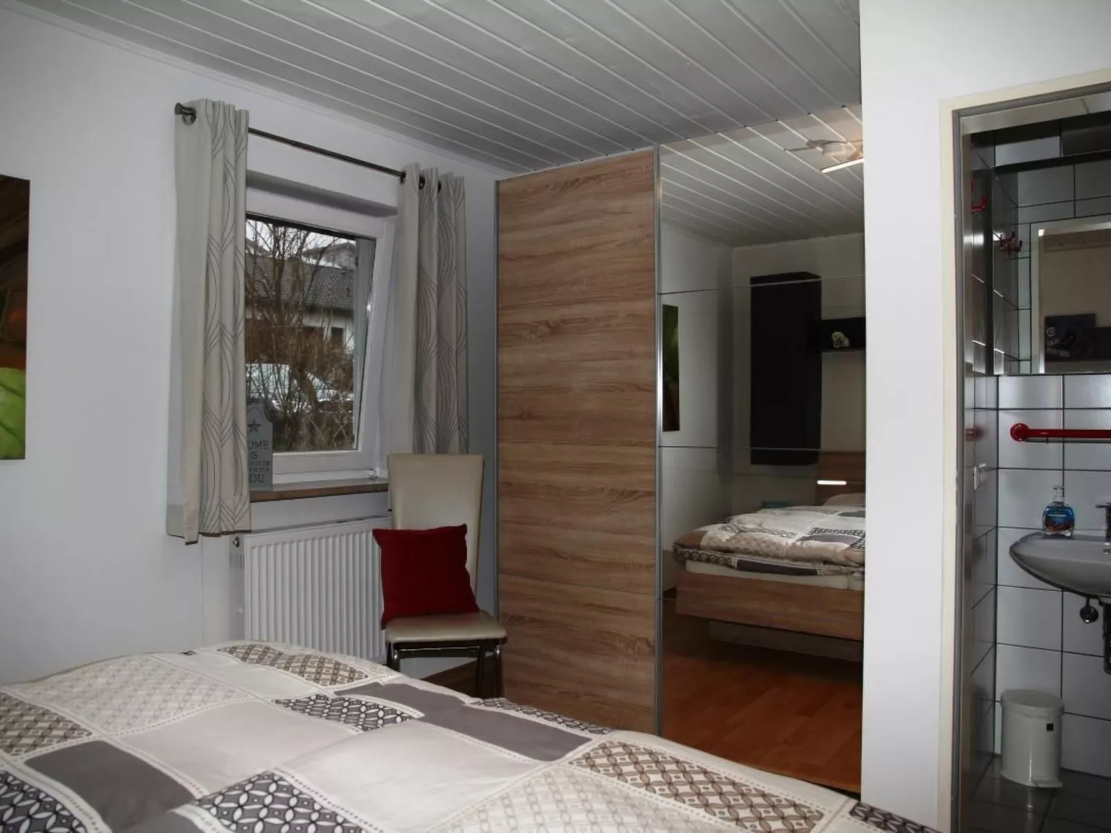 Adele - Allergiker geeignet - Image-tags.info