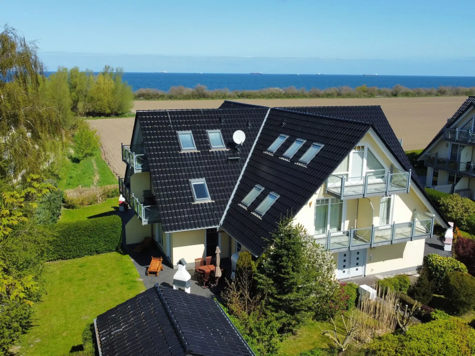 Traumhaft ruhige Ferienwohnung mit großem süd-west Garten in Strandnähe - Image-tags.info