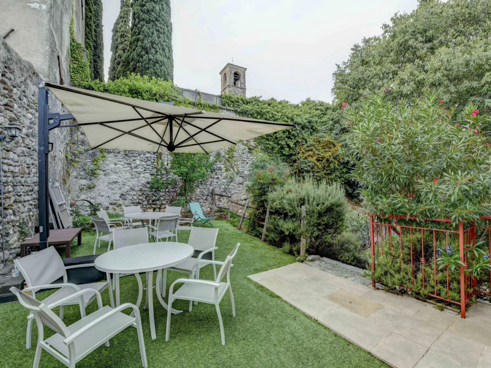 Loft in San Felice Del Benaco mit Terrasse - Image-tags.info