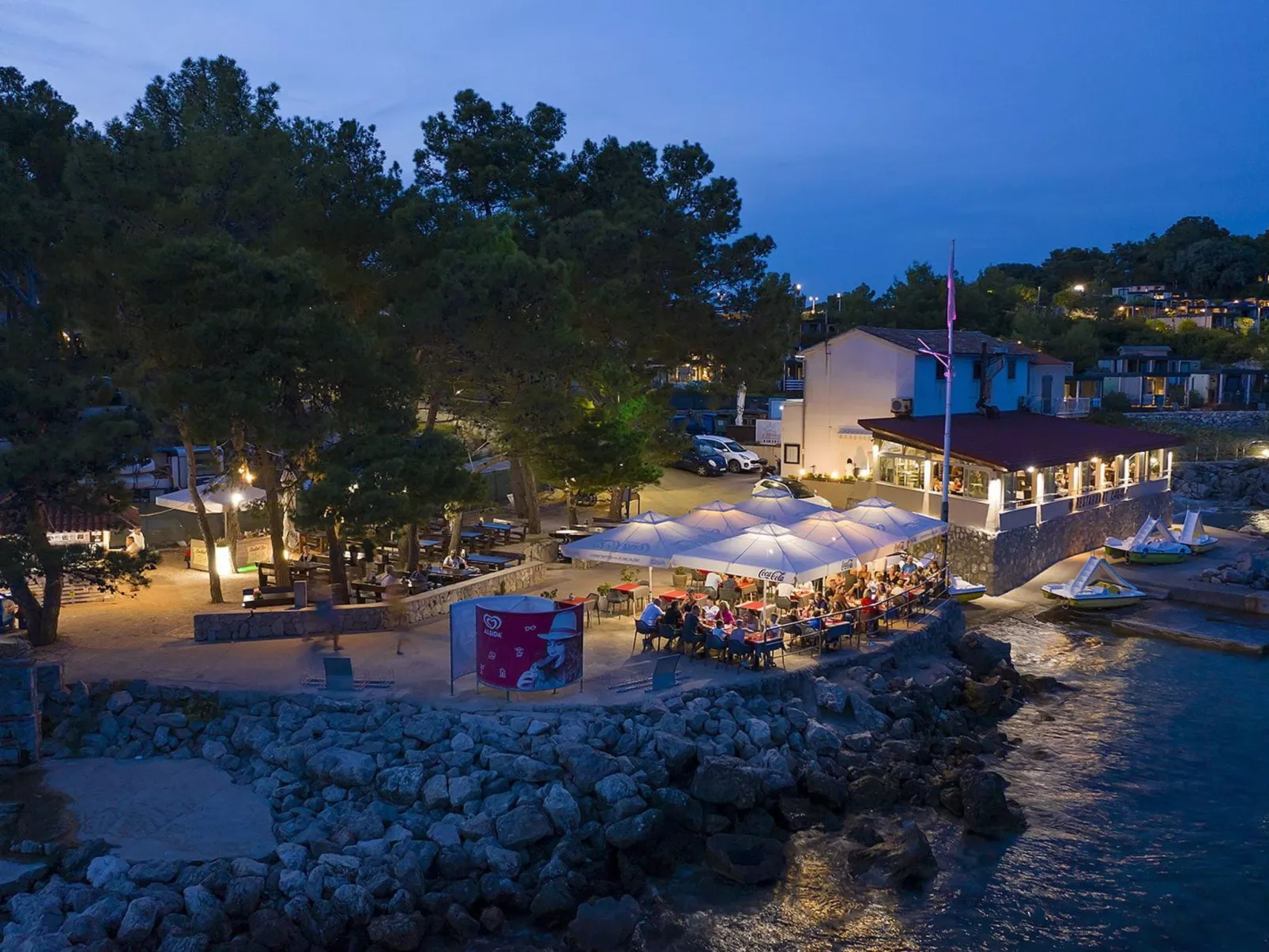 Luxusvilla mit beheiztem Pool in Strandnähe - Image-tags.info